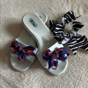 OkaB Slides with Lobster and Zebra Bow Sets